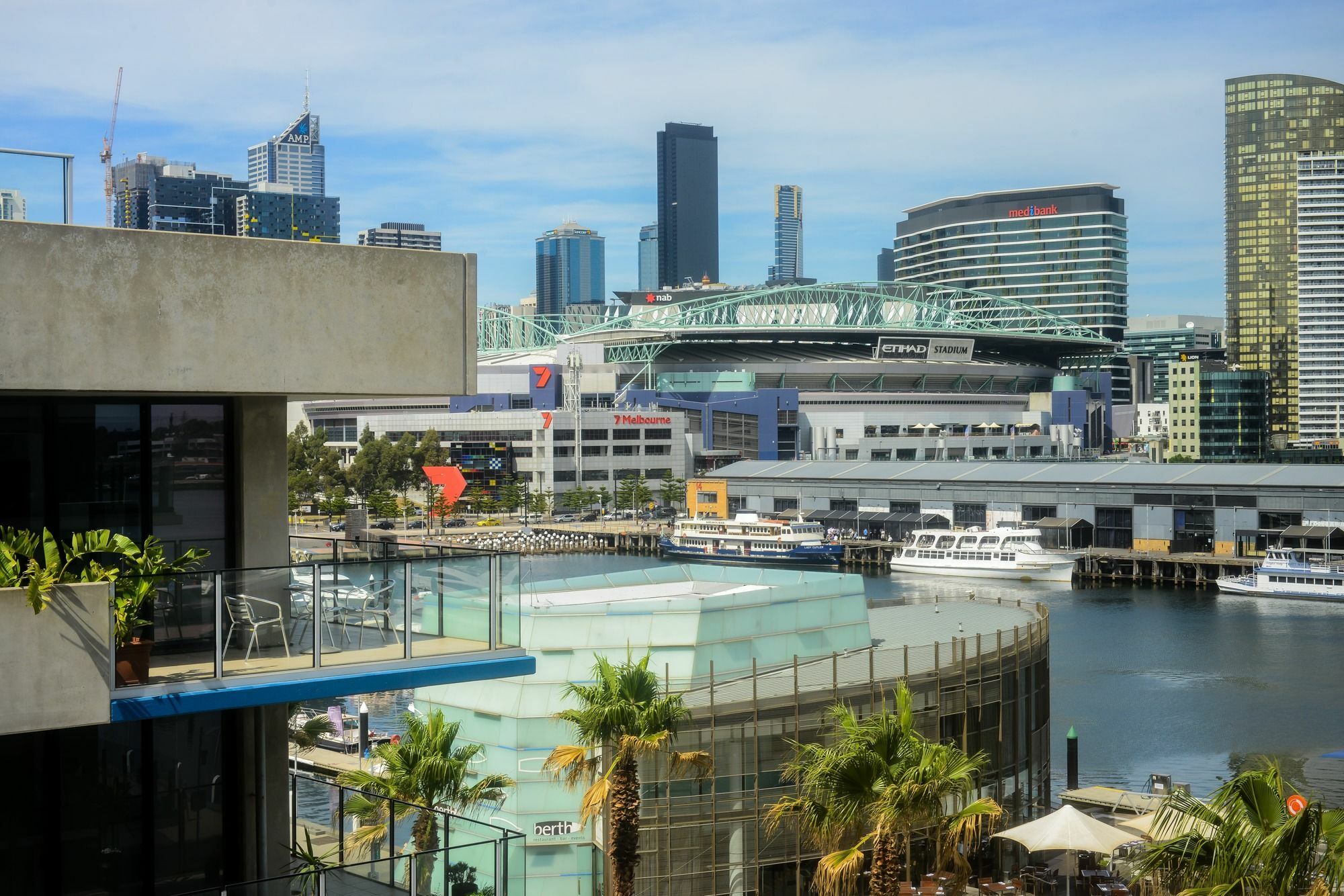 Апартаменты Urbanminder @ Docklands Мельбурн Экстерьер фото