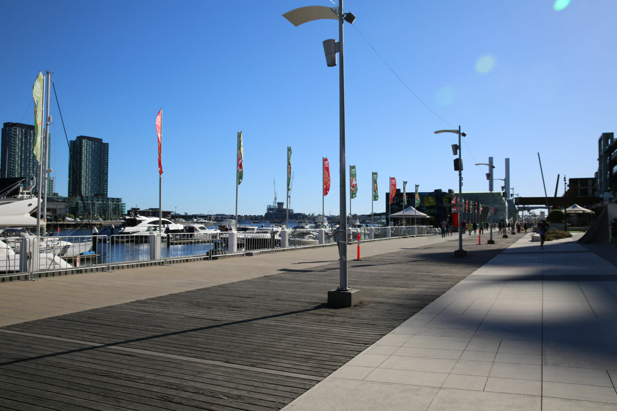 Апартаменты Urbanminder @ Docklands Мельбурн Экстерьер фото