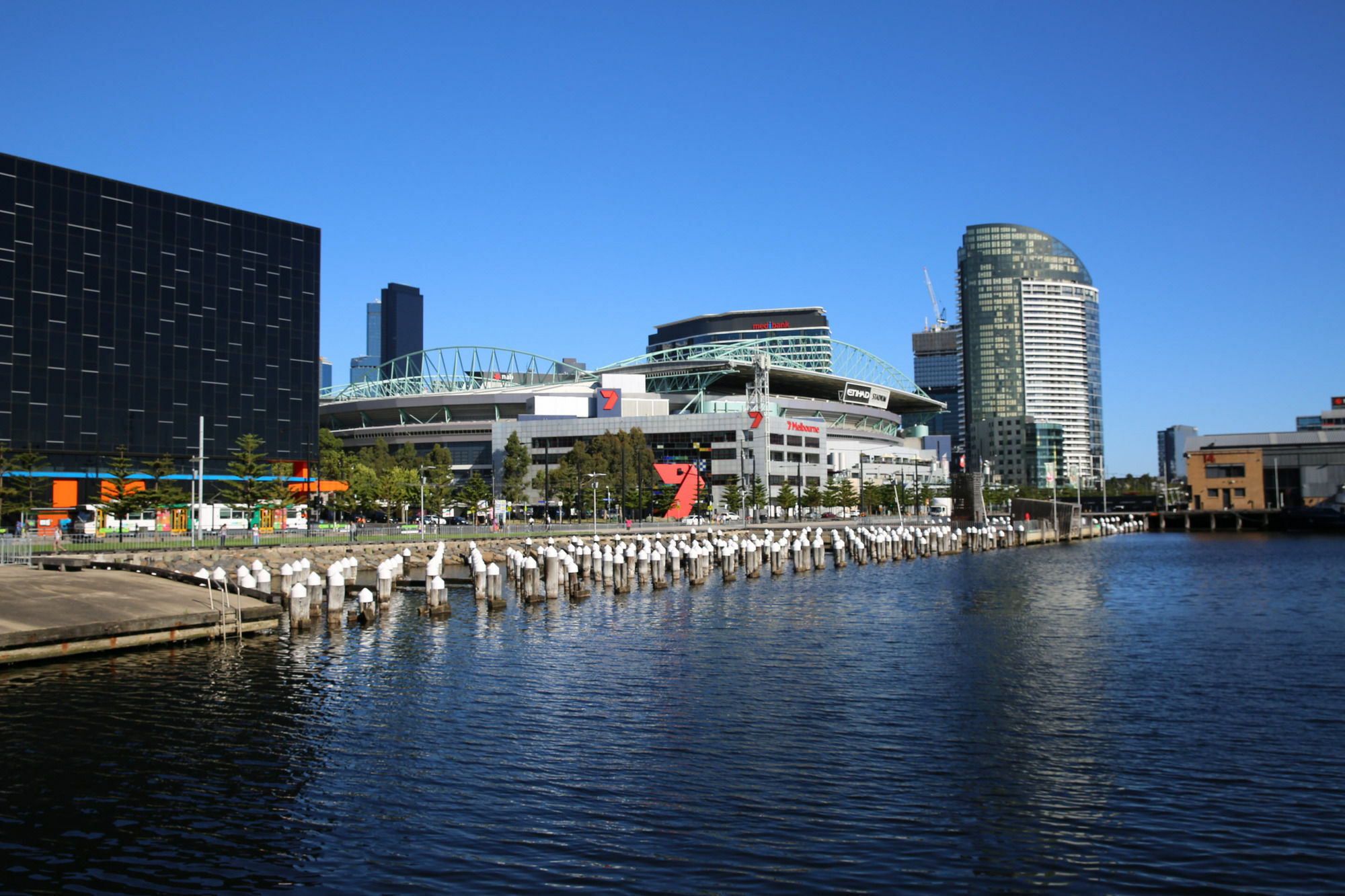 Апартаменты Urbanminder @ Docklands Мельбурн Экстерьер фото
